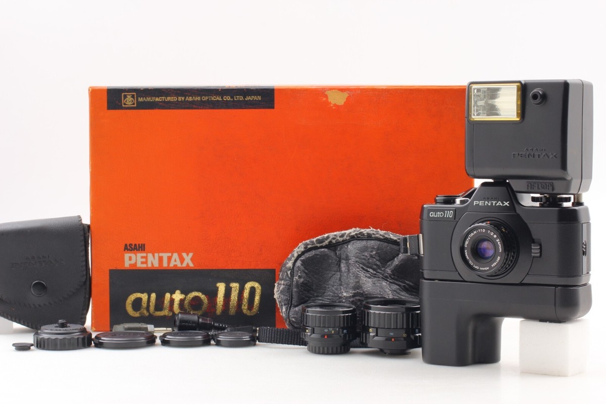 お買い得PENTAX 110 50mm f2.8 完動美品　コレクション放出 N.Mint w/hood] Asahi PENTAX-110 50mm f2.8 Lens for PENTAX