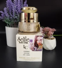 Lait Selfie 24hr Anti-aging Whitenizer Face Cream. Anti Sunburn & More Jar