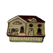 Adorable Enameled Vintage House Shaped Trinket Box Express ￼fun
