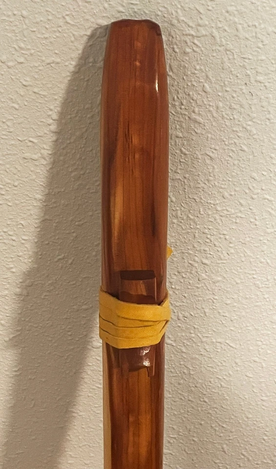 Flauta de cedro estilo nativo americano Windpony - Llave de G - Flauta de madera artesanal Foto 2 de 4