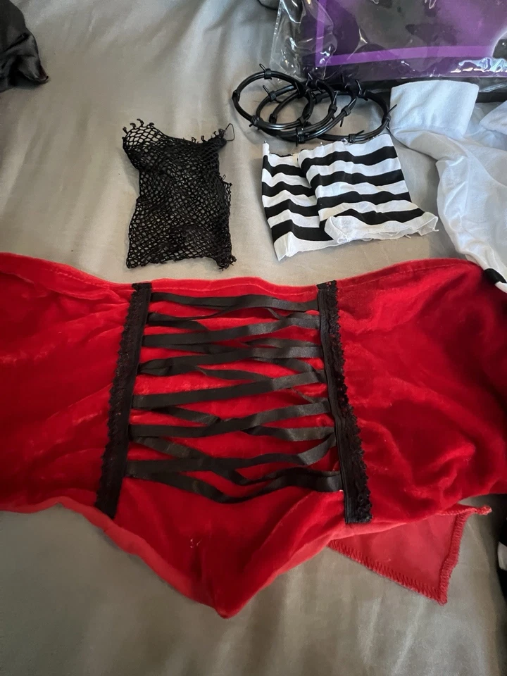 Disfraz de princesa envenenada para niñas Halloween talla mediana 8-10 falta un guante Foto 4 de 4