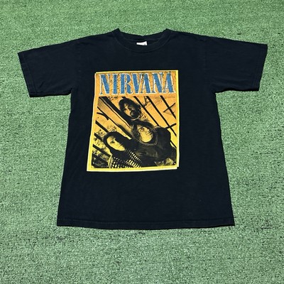 VINTAGE Y2K Nirvana Grunge Band T Shirt Kurt Cobain Size Small 2004