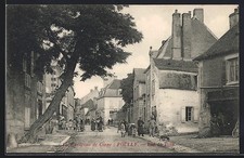 Old postcard Poully, Rue de Tyan with inhabitants and old houses
