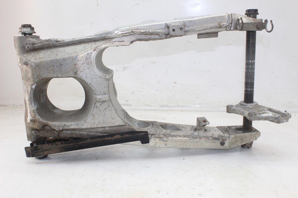 98-03 ZX7R CUSTOM LIGHTWEIGHT LIGHT REAR SWINGARM SWING ARM 98-03 ZX7R CUSTOM LIGHTWEIGHT LIGHT REAR SWINGARM SWING ARM