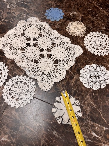 Vintage Lot Crochet Lace Doilies Table Runners Long-Small- Mini -Mix Lot - Picture 11 of 11
