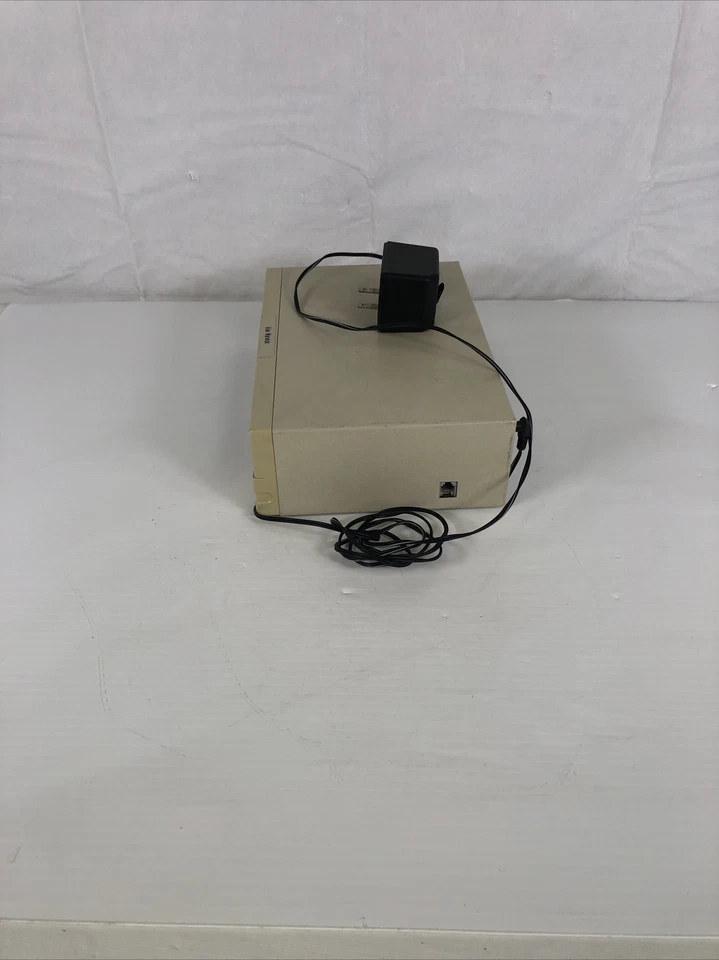 Linksys #SVIEW04 Pro Connect 4 Station CPU Switch Movie Prop - Image 4 of 4