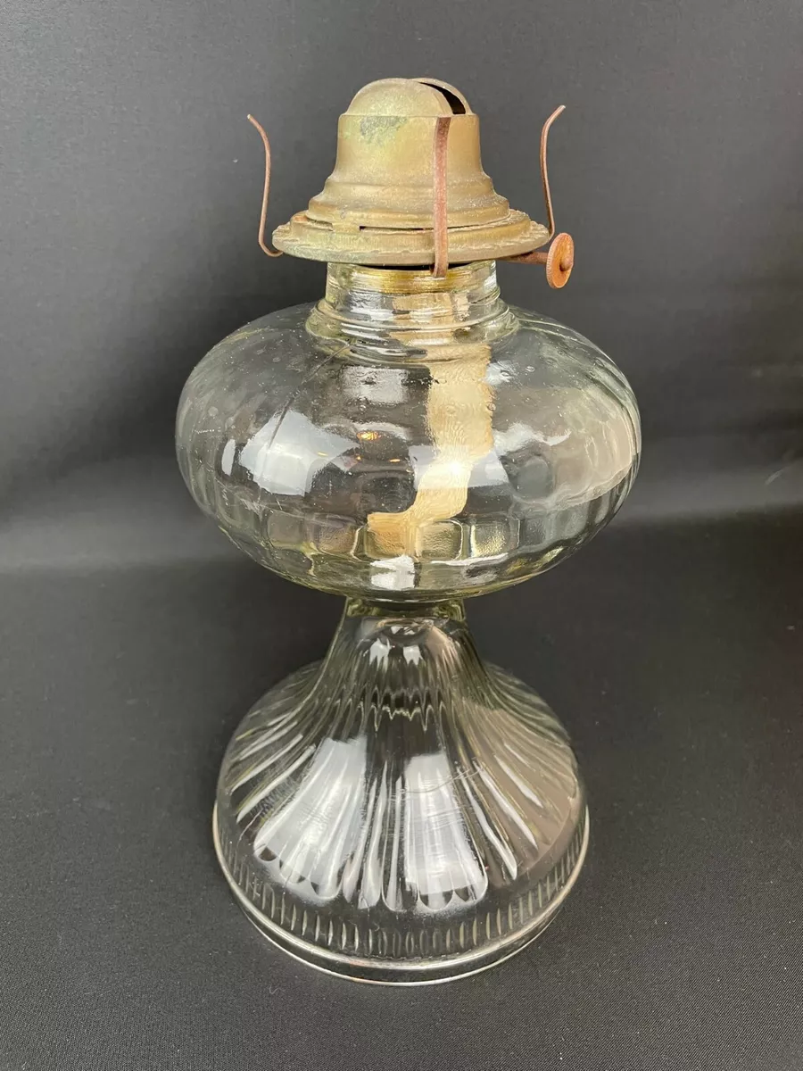 Antique glass 2024 kerosene lamps value