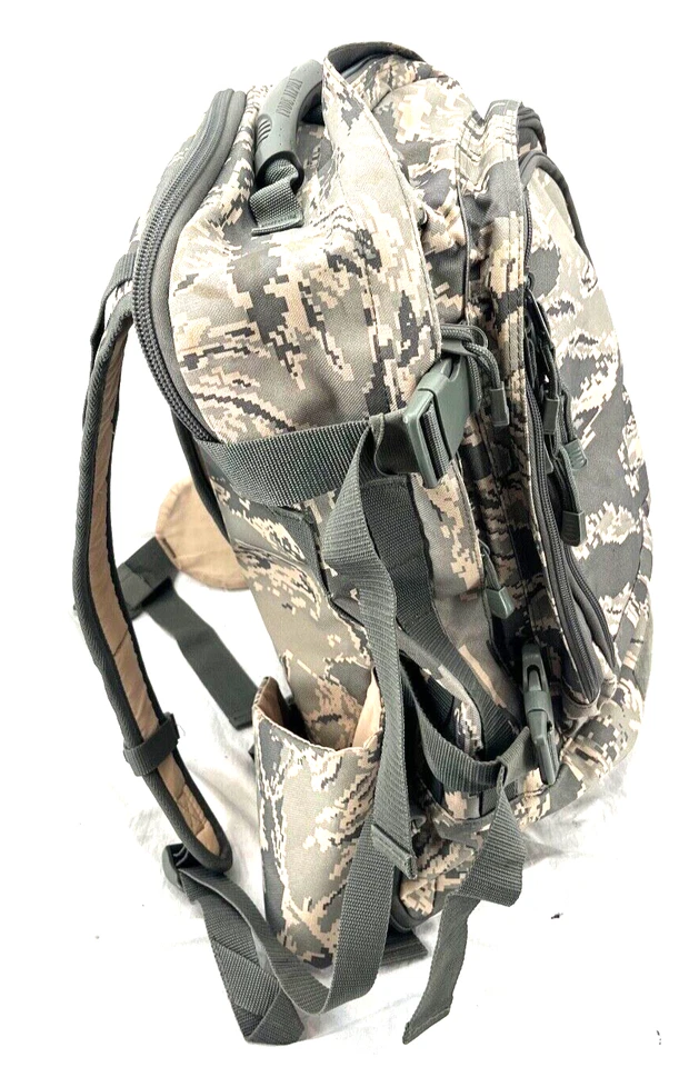 Code Alpha 战术军用 ABU 迷彩多口袋肩带背包 — 第 2/4 张图片