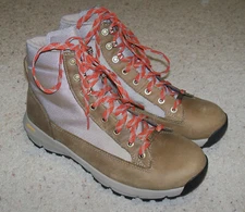 NEW 65715 Danner Women's Explorer 650 Danner Dry Hiking Boots 10 M, Birch, Brown