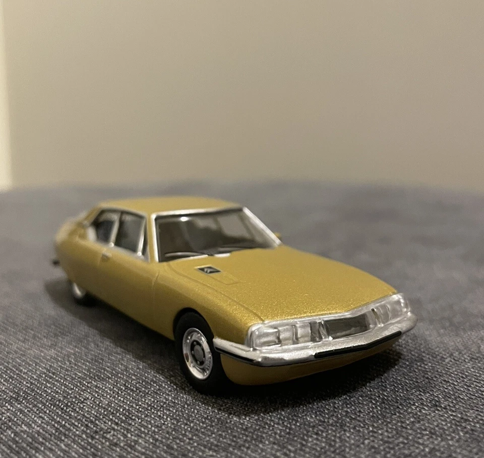 Modellino Norev Citroen Sm Oro 1/64 3 inches 1:64 Metallo Nuova Senza Scatola - Immagine 2 di 4