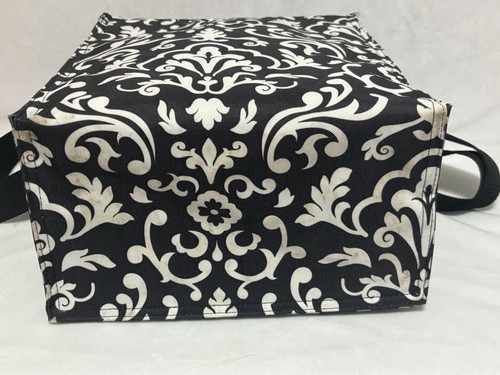 THIRTY ONE 31 Bolsa de Picnic Refrigerador con Cremallera Aislada Correa Ajustable Negra 13x11x6 - Imagen 3 de 4