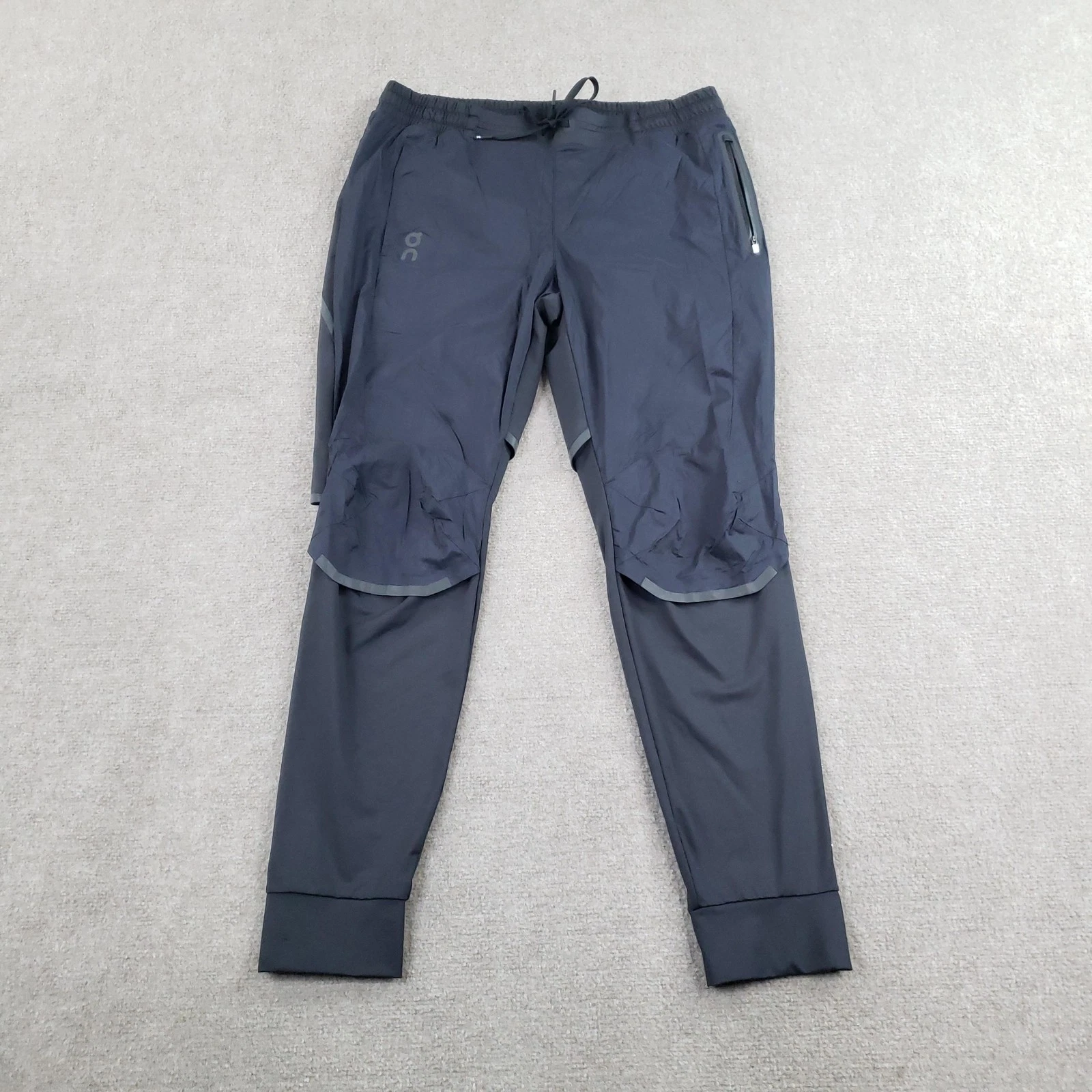 On Running Pants Mens Large Black Run On Clouds Jogger Pockets Reflective
Opens in a new window or t