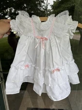 Mothercare Vintage Girls Dress 18mo White With Lace Trim & Ruffles