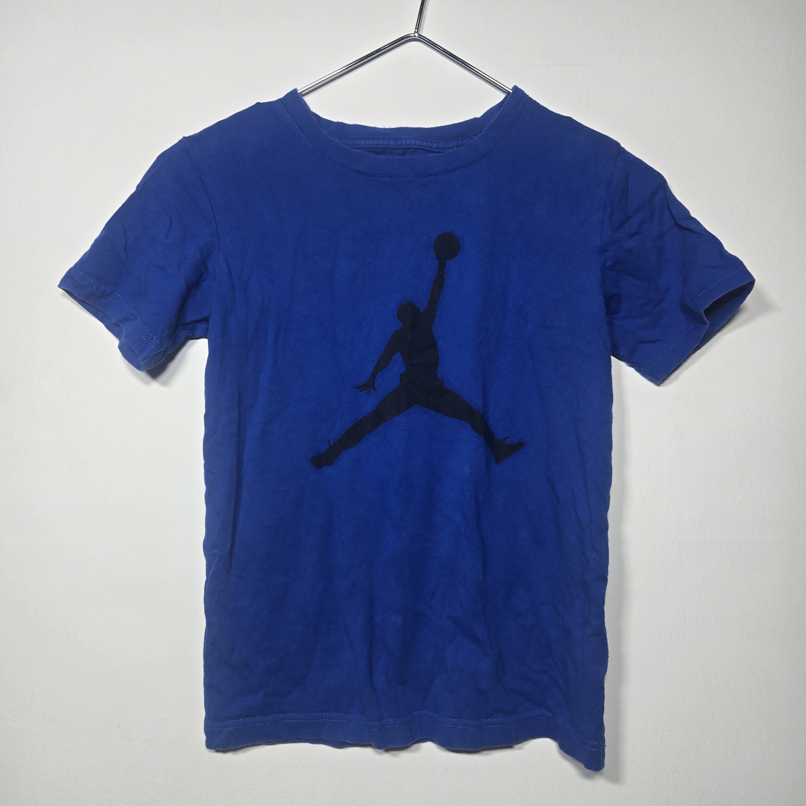 Jordan Boy's Size M 10-12 YRS Royal Blue Jumpman Logo Short Sleeve T-Shirt AS-IS