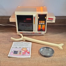 Kenner Easy-Bake Oven Original Baking Set White Electrical Plastic MPN 15680