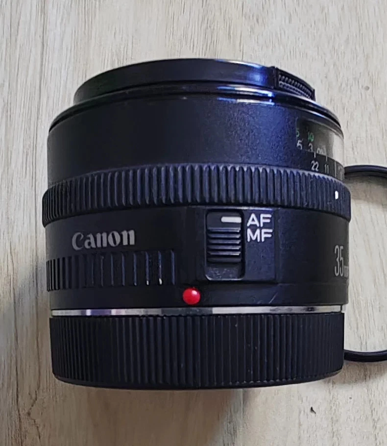 Lente AF gran angular Canon EF 35 mm F2 para montura Canon EF - 95 % nueva Foto 4 de 4