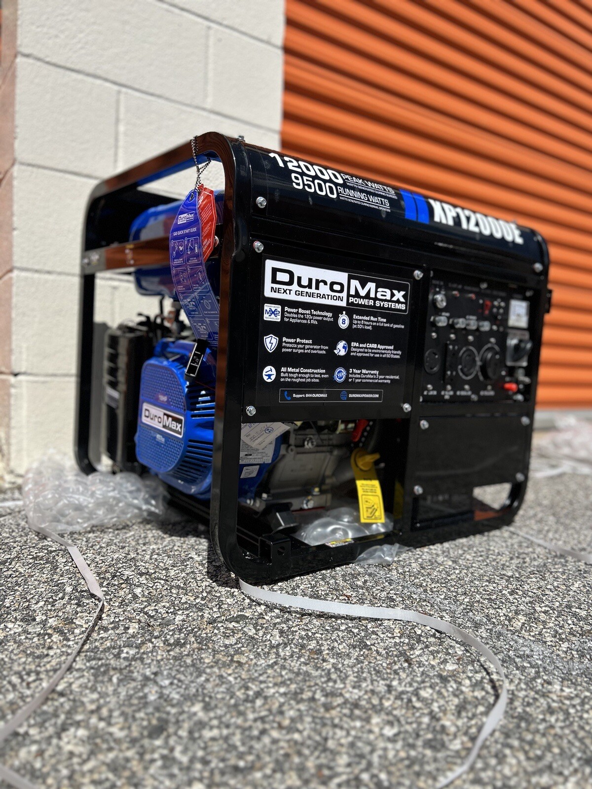 DuroMax XP13000E 13000W Gas Portable Generator Blue/Black