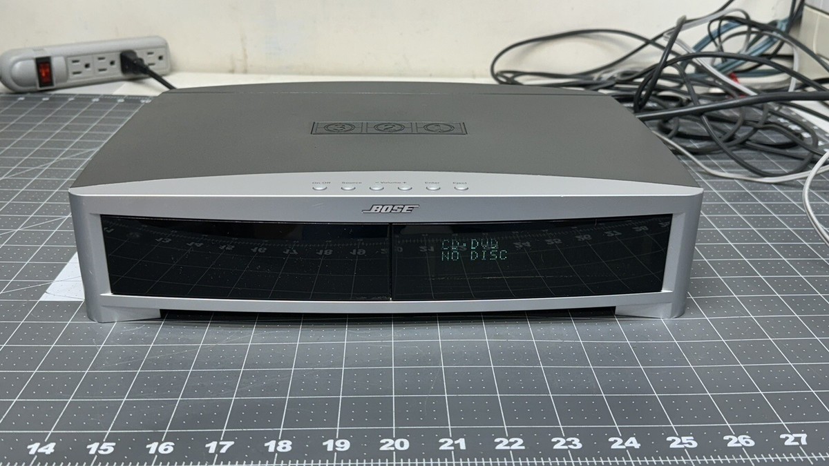 Bose AV3-2-1 III メディアセンター Bose AV3-2-1II GSX Media Center DVD Player Console Console