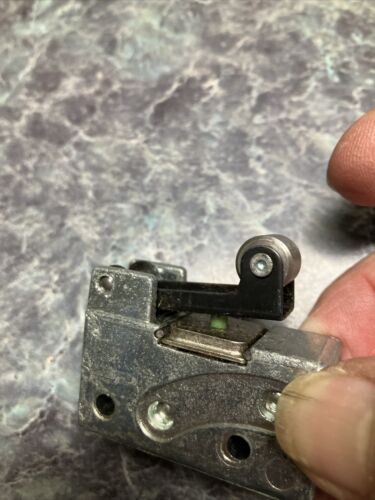 ARO 202-C MIN. VALVE New - Old Stock - Picture 2 of 4