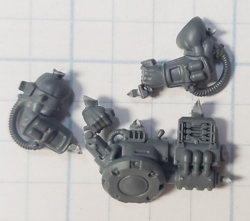 Warhammer 40k Necromunda: Goliath Ganger Con Cannone A Rivetto - Pezzi 31-33 (Nuovi Da Sprue)