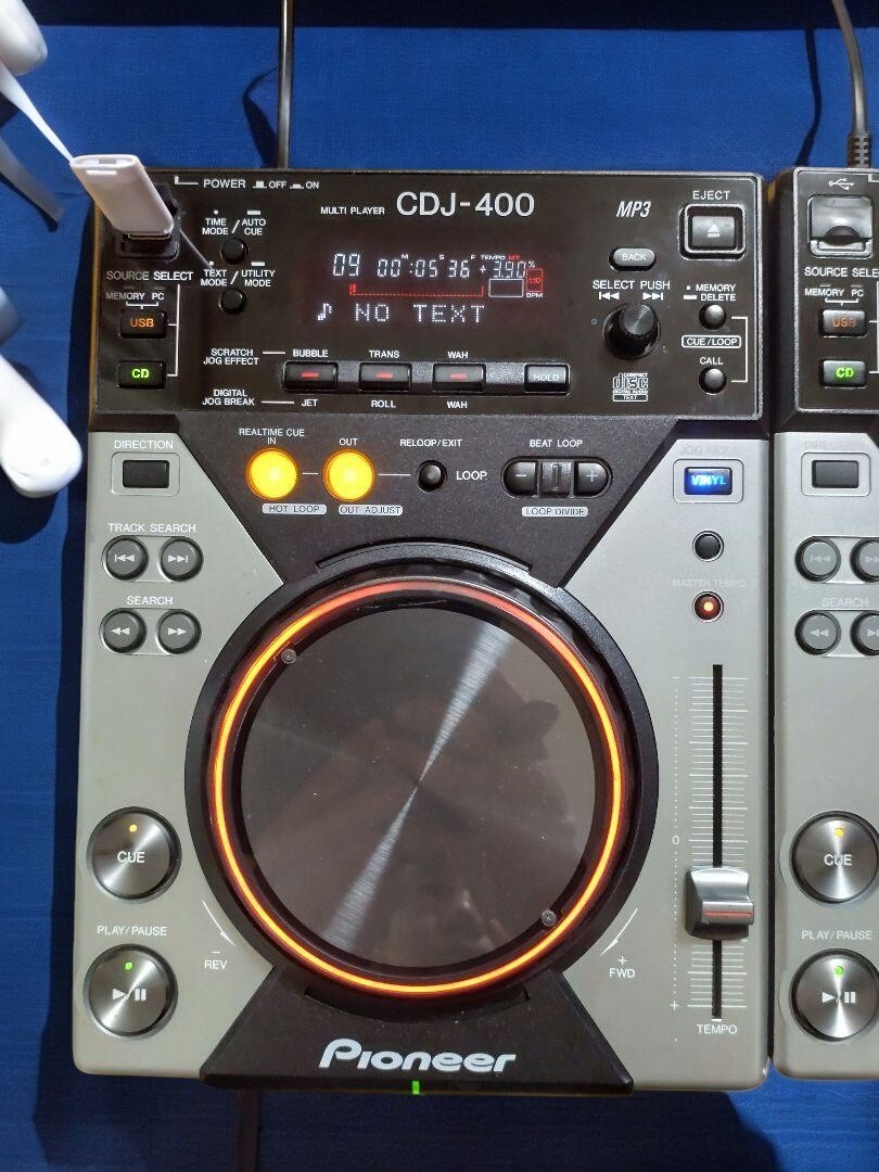 Pioneer CDJ-400-2台 Pioneer CDJ-400（Pioneer cdj 400 de Segunda mano por 330 EUR