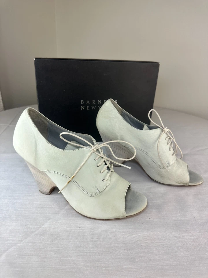 Collectible Barneys New York Off White Open Toe Lace Up Ankle Booties Size 37 - Image 4 of 4
