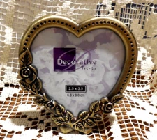 Mini Heart Shape  Picture Frame Roses w/ Antique Bronze Finish  2.5x3.50"