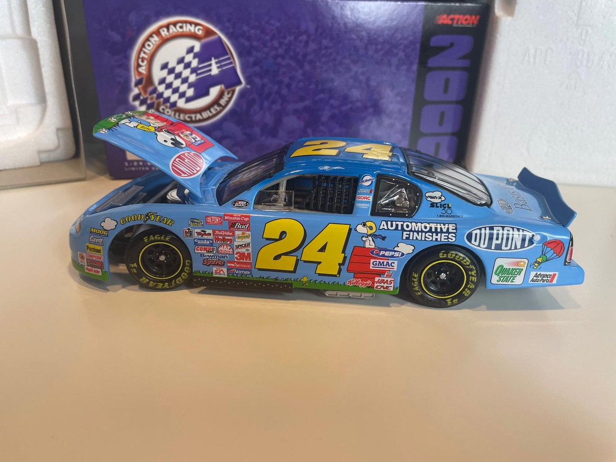 Snoopy Jeff Gordon NASCAR 1:24 Scale Stock Car Du Pont | eBay