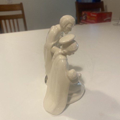 Goebel Sacrart "Holy Family" Vtg Porcelain Figurine HX252 - E&R Germany - Picture 4 of 13