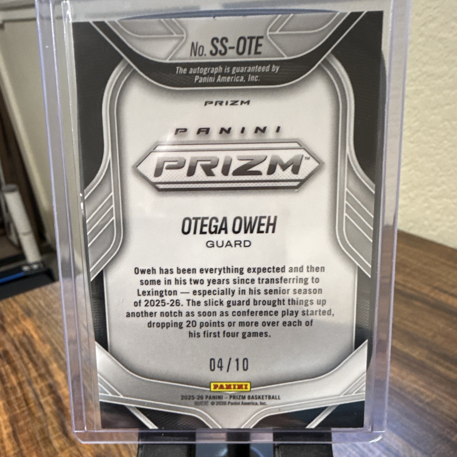 Otega Oweh 2025-26 Prizm NIL Sensational Auto FOTL Gold Prizm /10 Thunder NBA view 2