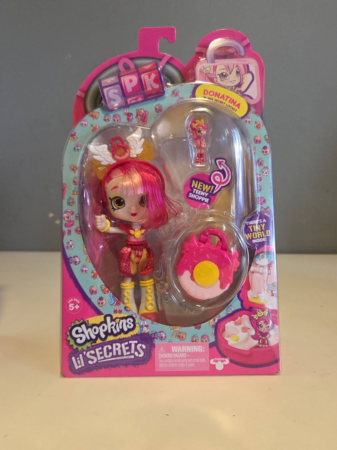Shopkins Lil' Secrets Shoppies Doll  Donatina with Secret Locket & Teeny Shoppie