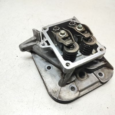 #ad 799088 BRIGGS AND STRATTON ENGINE CYLINDER HEAD $75.00