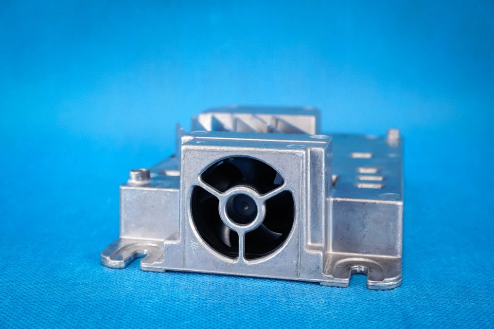 Amplificatore audio BMW X3 G01 LCI X4 G02 6512R35A8DD04 R35A8DD04 5A8DD04 - Immagine 4 di 4