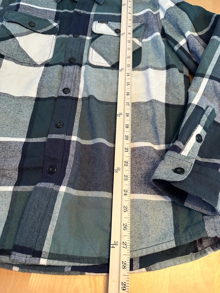 VOLCOM CLASSIC FIT THERMAL LINED PLAID FLANNEL SHACKET MENS SZ M - Image 4 of 4