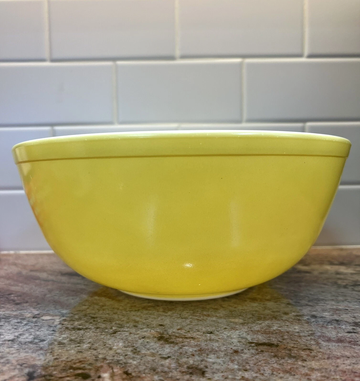 Vintage Large Yellow PYREX 4 Qt. Mixing Bowl #404 Mid Century 10 1/2" USA