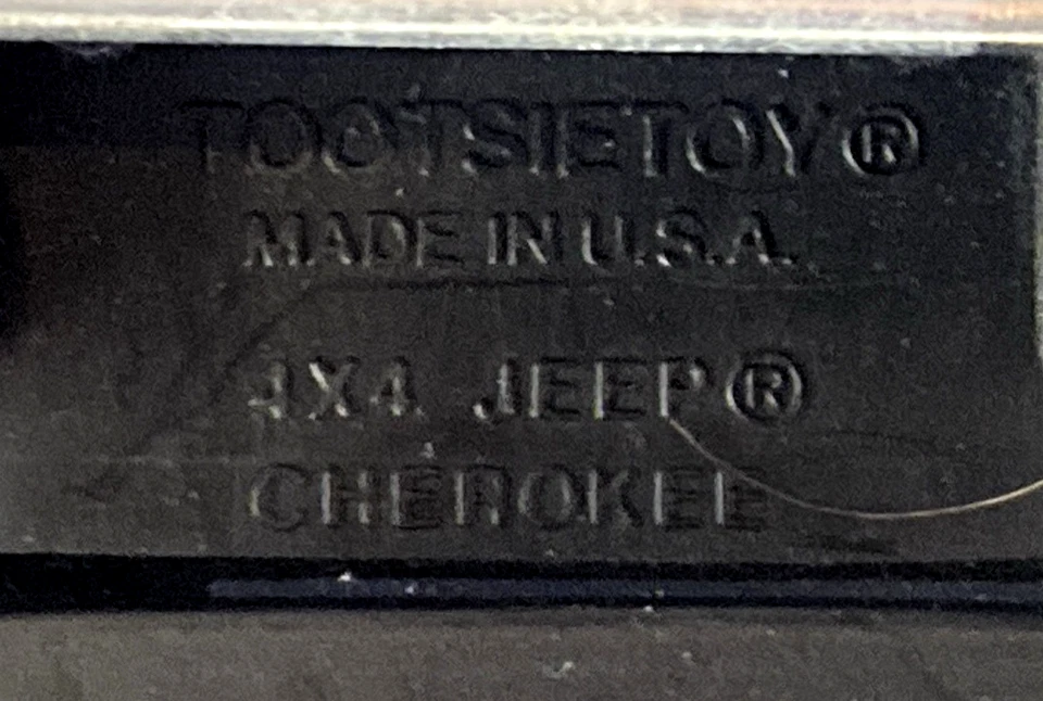 VTG Tootsie Toy 4x4 Jeep Cherokee Toy Yellow Made In USA - Image 4 of 4