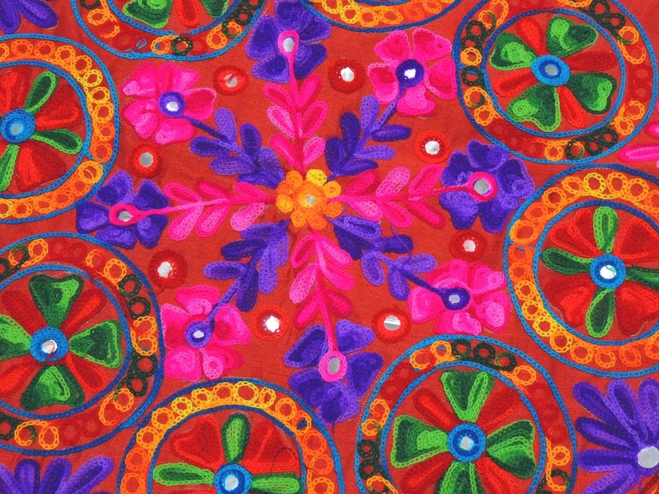 Funda de almohada redonda bordada roja para asientos de piso sala cojín étnico 24" Foto 3 de 3