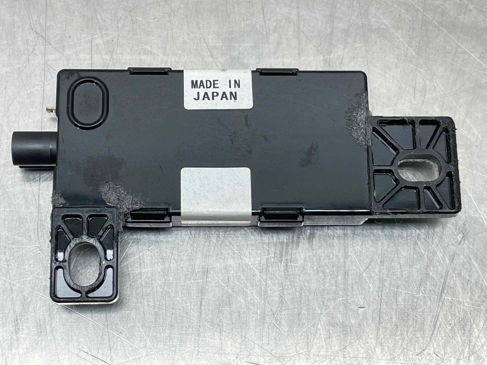 2010 Aston Martin Rapide OEM Radio Antenna Amplifier 9G43-18C847-AA