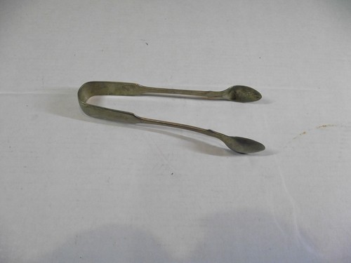 Vintage Silver Plated Sugar Tongs Detail on Handle 12.5 cm Patina Stamped WP - Picture 13 of 14