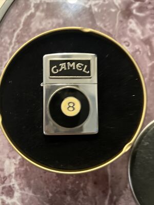 VINTAGE 1994 ZIPPO CAMEL 8 BALL LIGHTER HIGH POLISH CHROME & TIN