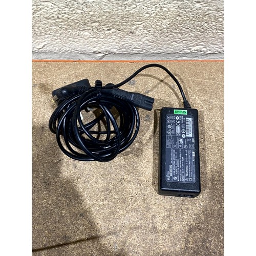 Fujitsu Siemens 0335C2065 AC Adapter Netzteil schwarz 20V 3,25A für HP Laptops