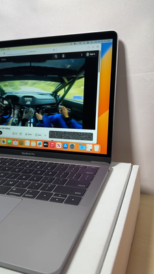 MacBook Pro 13-inch 2017 8GB/128SSD/Core i5 macOS Ventura 13 +