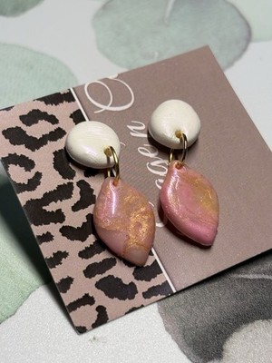 HANDCRAFTED Elegant pink golden marble and pearlescent white Earrings POLYMER