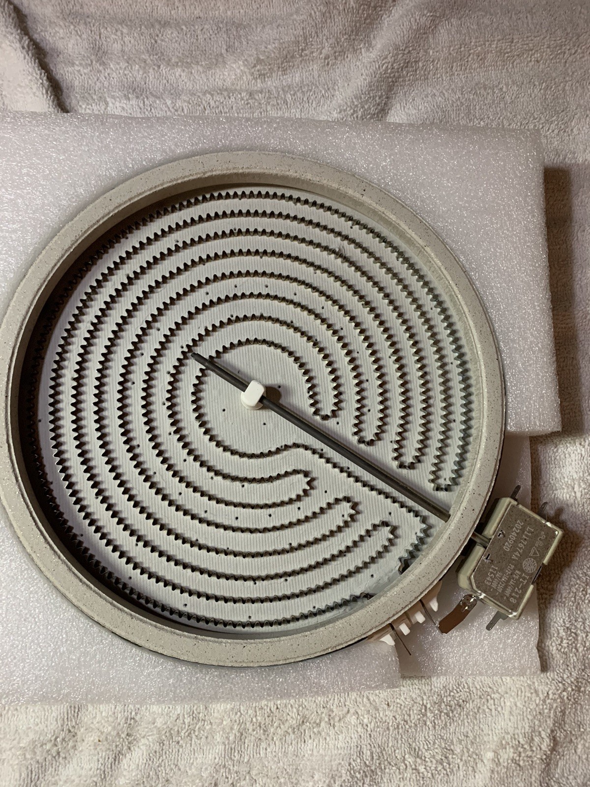 316135401 Range 9" Radiant Surface Element – Fits Frigidaire, Kenmore, Crosley