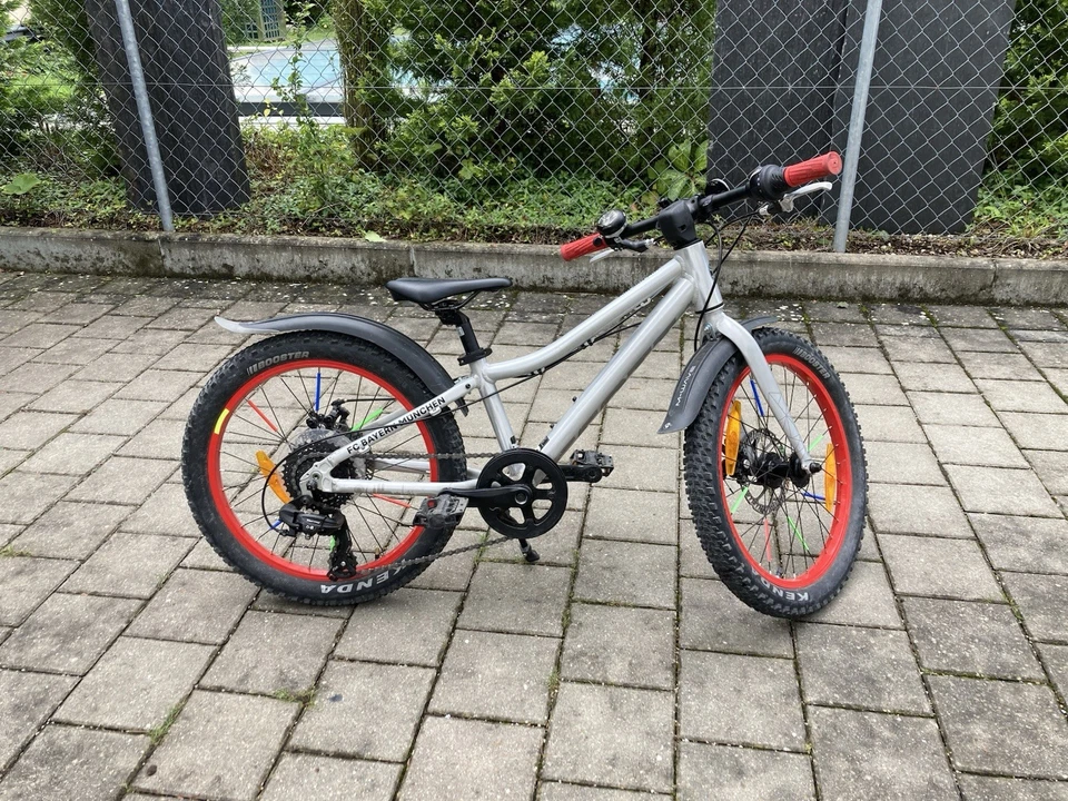 Kinder Mountainbike Scott Rigid FC Bayern , 20 Zoll, 7-Gang, Silber