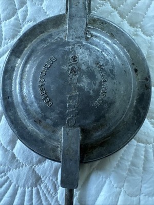 Vintage 40s Toas-Tite Sandwich Maker Hobo Pies Camping Cabin Bonfire Cookout