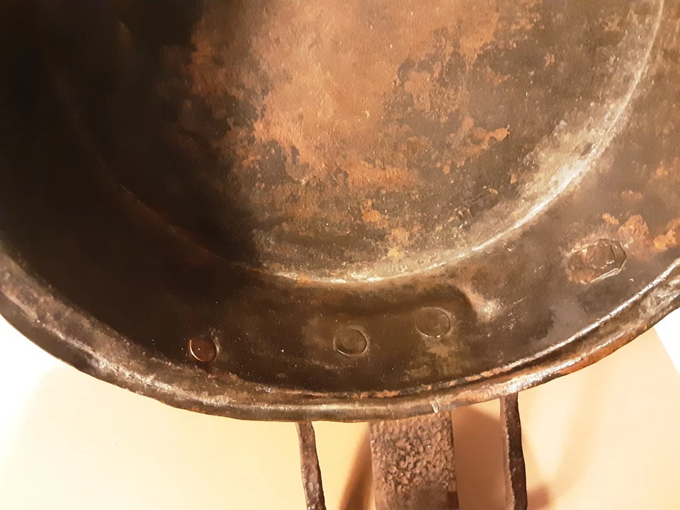 ANTICA PADELLA RAME E FERRO DIAMETRO 19 ALTEZZA 5 LUNGHEZZA MANICO COMPRESO 46 C - Immagine 2 di 4