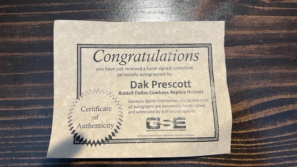 Casco Dak Prescott Autografiado Dallas Cowboys Riddell Velocidad Réplica con Certificado de Autenticidad Foto 3 de 4