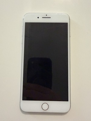 iPhone 8 Plus   256 GB   Gebraucht