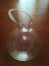Decanter in vetro, nuovo mai usato, senza etichettatura.